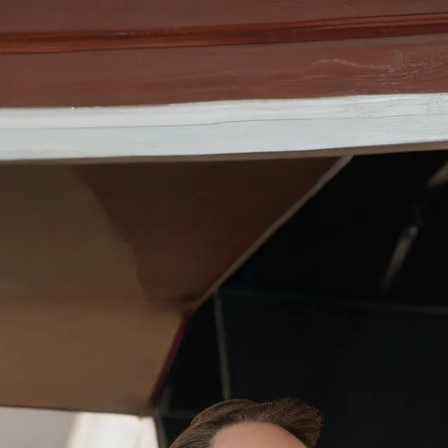 chat with ai character: Ben