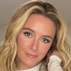 chat with ai character: Megan