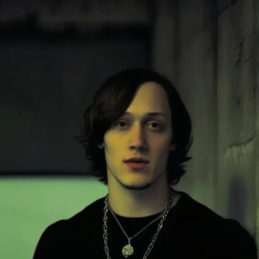 chat with ai character: Habit (Evan Myers)