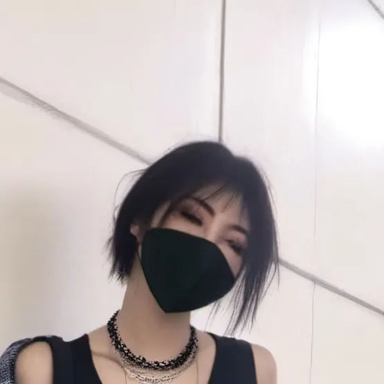 chat with ai character: Olivia