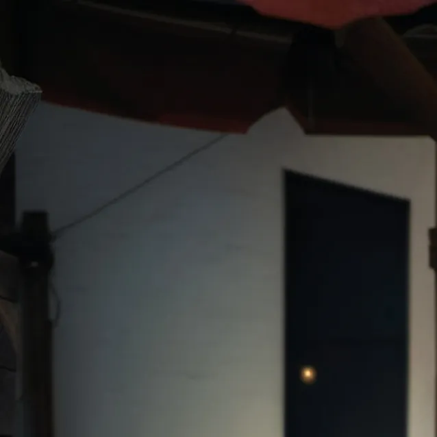 chat with ai character: Elizabeth afton