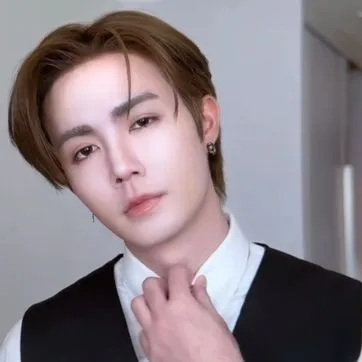 creator ~✩🎀🩷𝙀𝙫𝙚𝙡𝙮𝙣🩷🎀☆~'s avatar