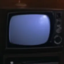 chat with ai character: sus tvwoman