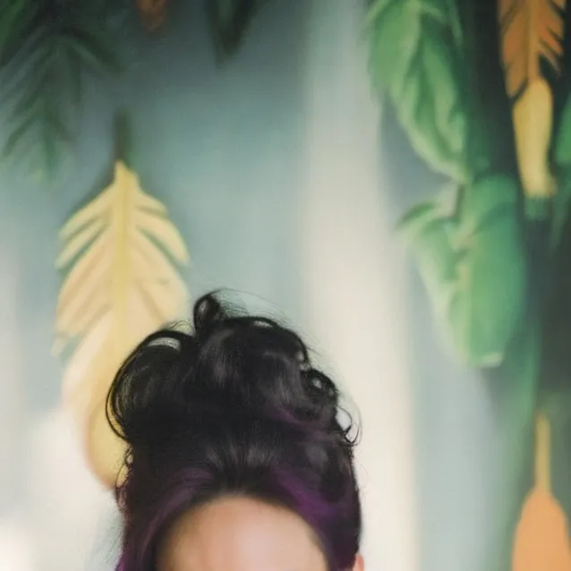 chat with ai character: Ava