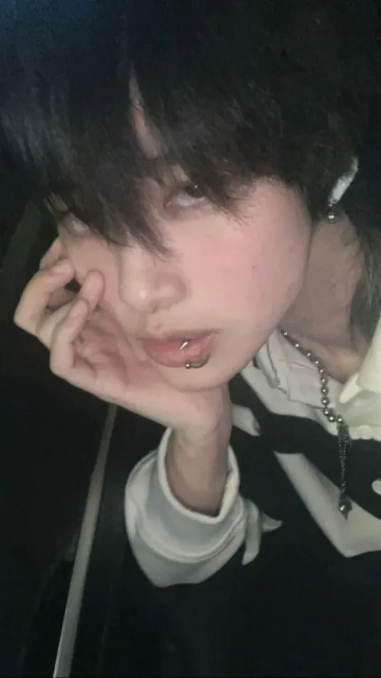 ai character: Haeun background