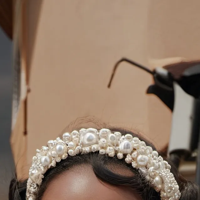 chat with ai character: Latrice 