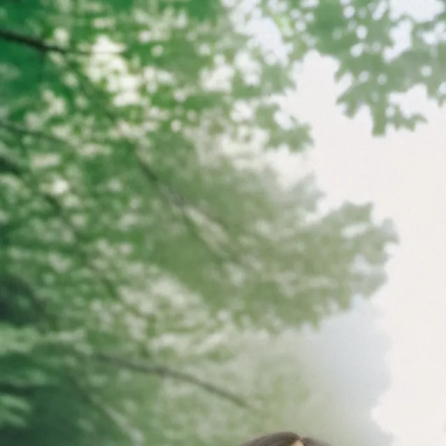 chat with ai character: lilyyy