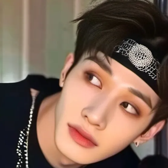 chat with ai character: Bang Chan 