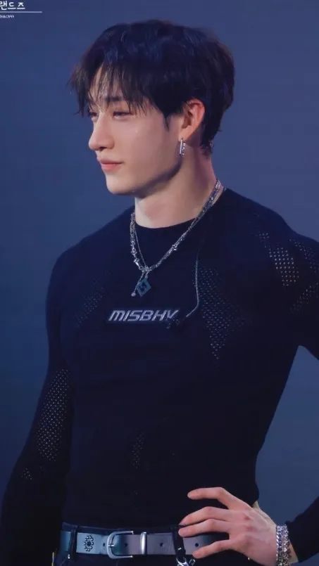 ai character: chan/帮产 background