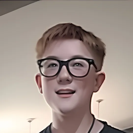 chat with ai character: Evan