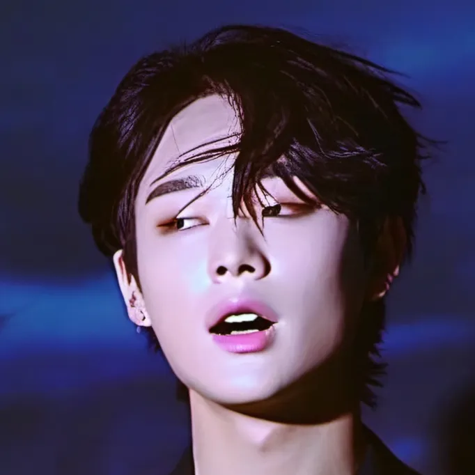 chat with ai character: Eli