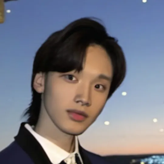 chat with ai character: Leo