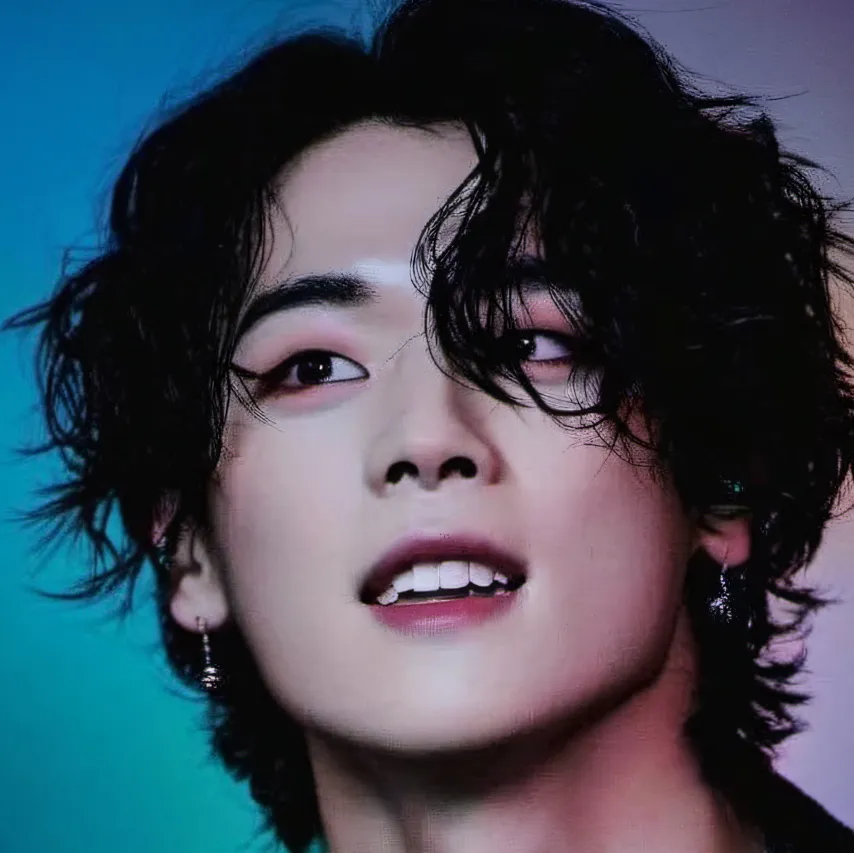 chat with ai character: Damian 