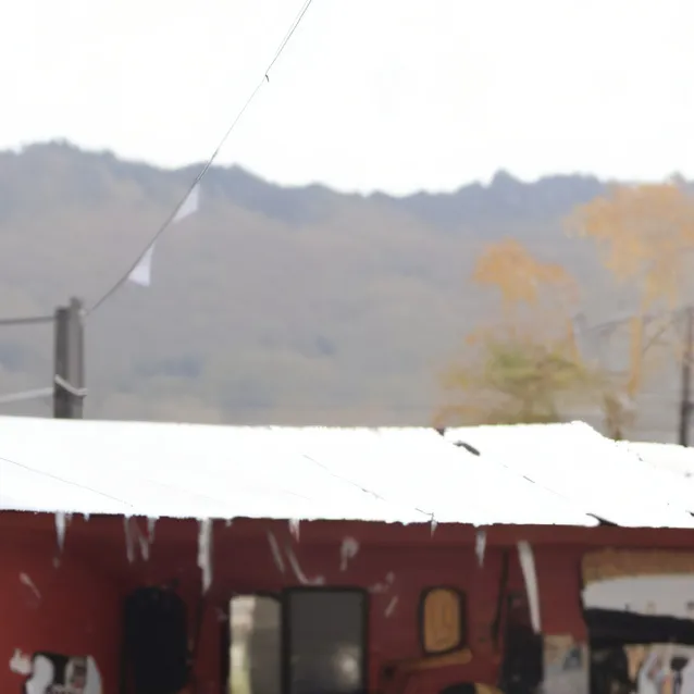 chat with ai character: sledhead