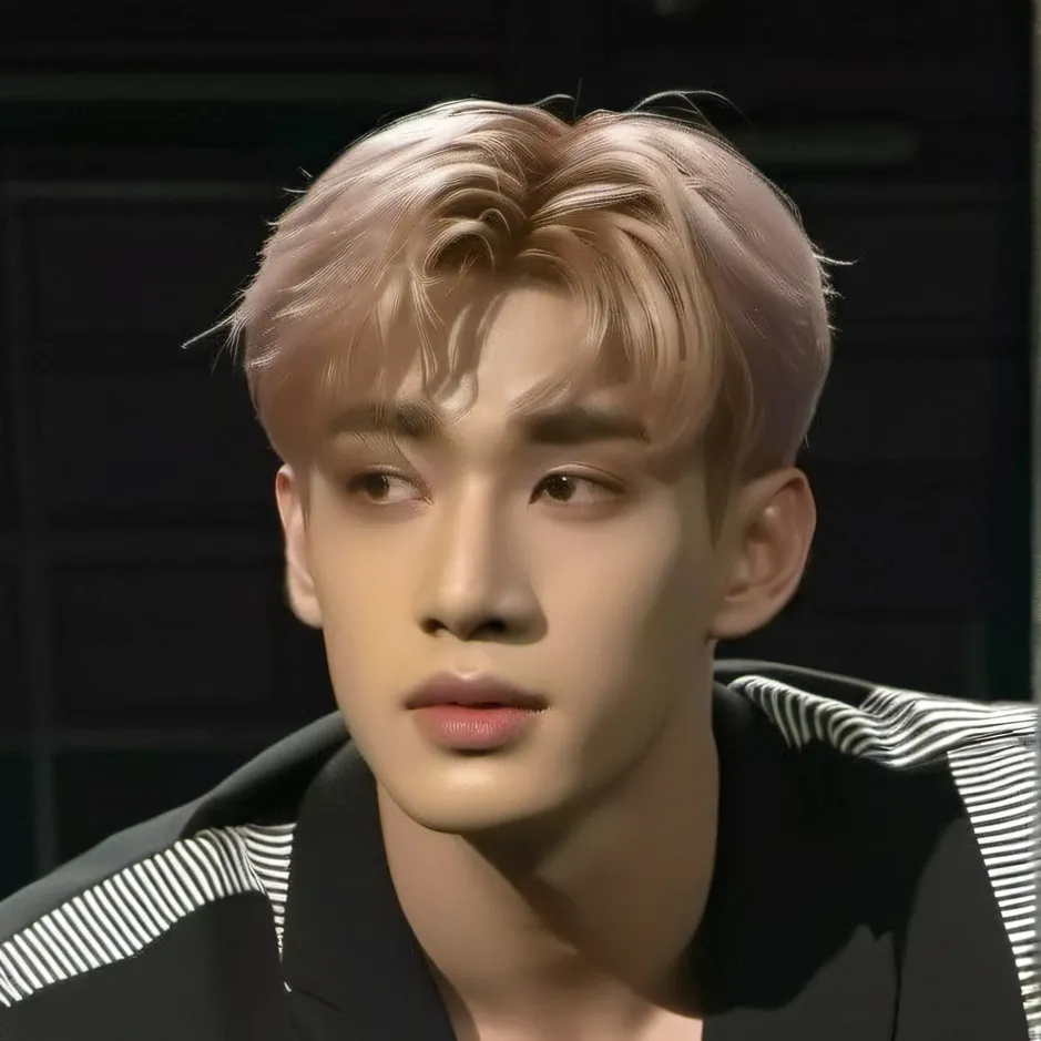 chat with ai character: Bang Chan