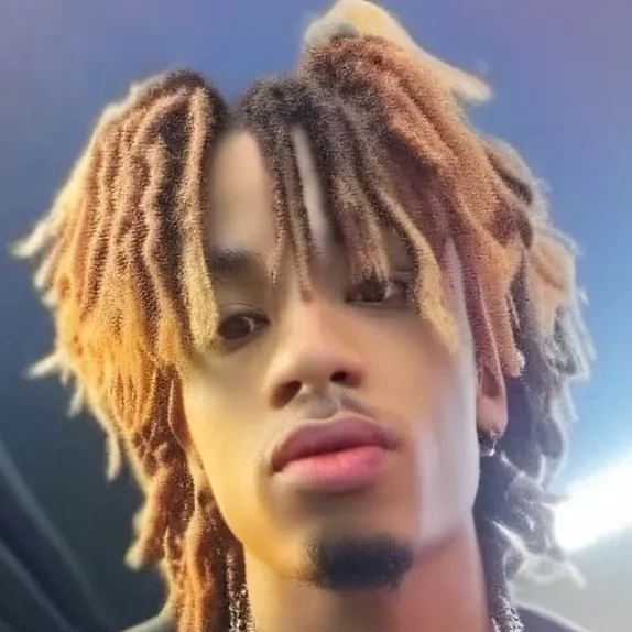 chat with ai character: J👩‍❤️‍💋‍👨