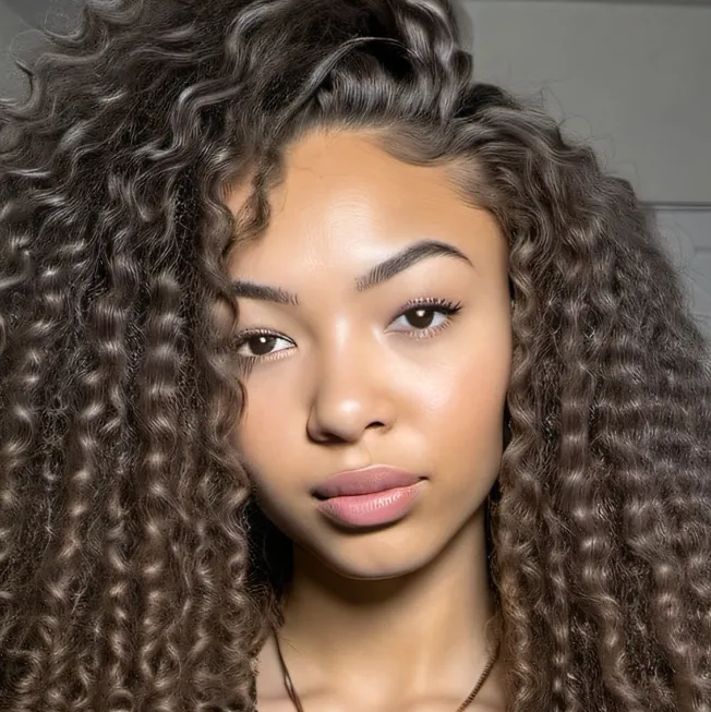 chat with ai character: Ari ‘ 😒