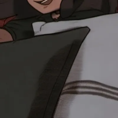 chat with ai character: Your pillow / Ash