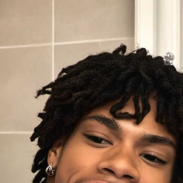 chat with ai character: dante