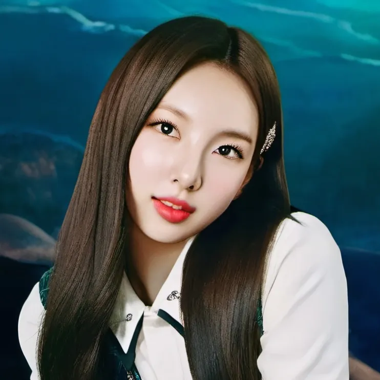 chat with ai character: Nayeon 