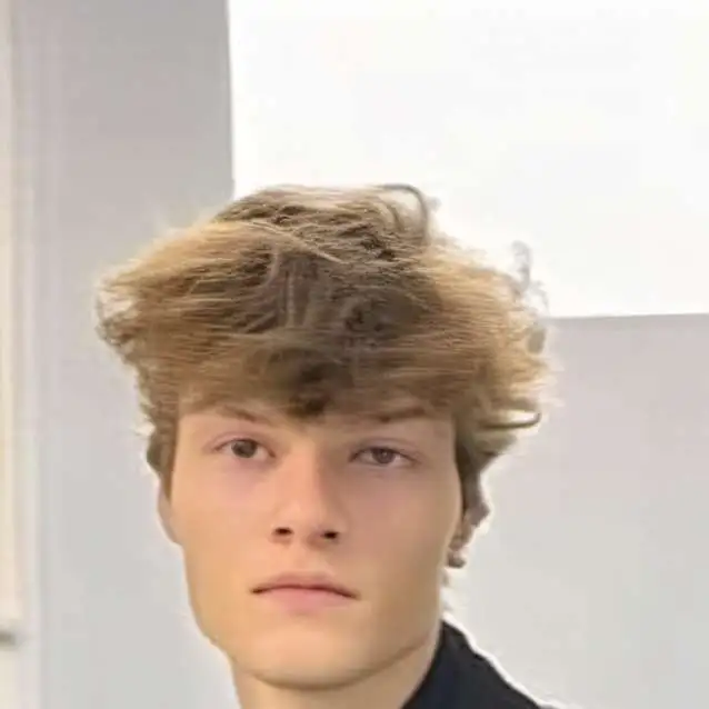 chat with ai character: ★adam murray★