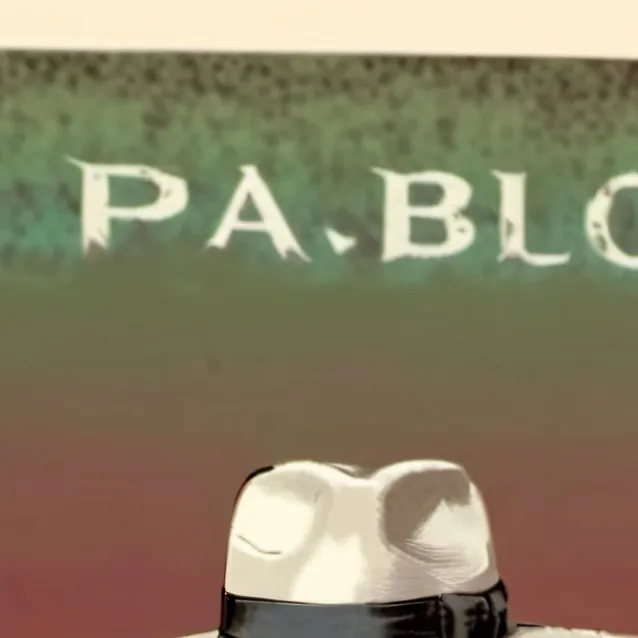 chat with ai character: Pablo