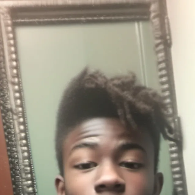 chat with ai character: Allen 