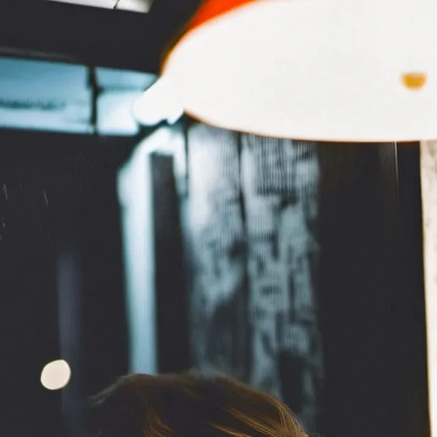 chat with ai character: Trent