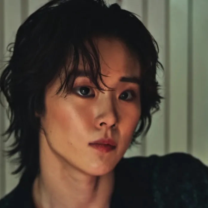 chat with ai character: Cha Hyun Soo