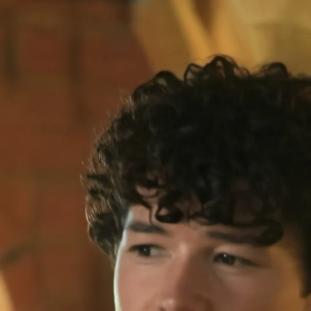 chat with ai character: Luke Castellan