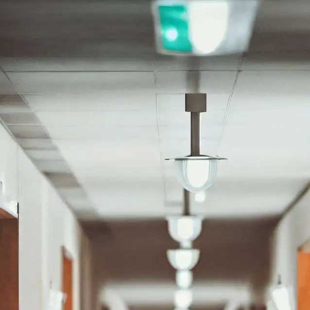 chat with ai character: run for your life