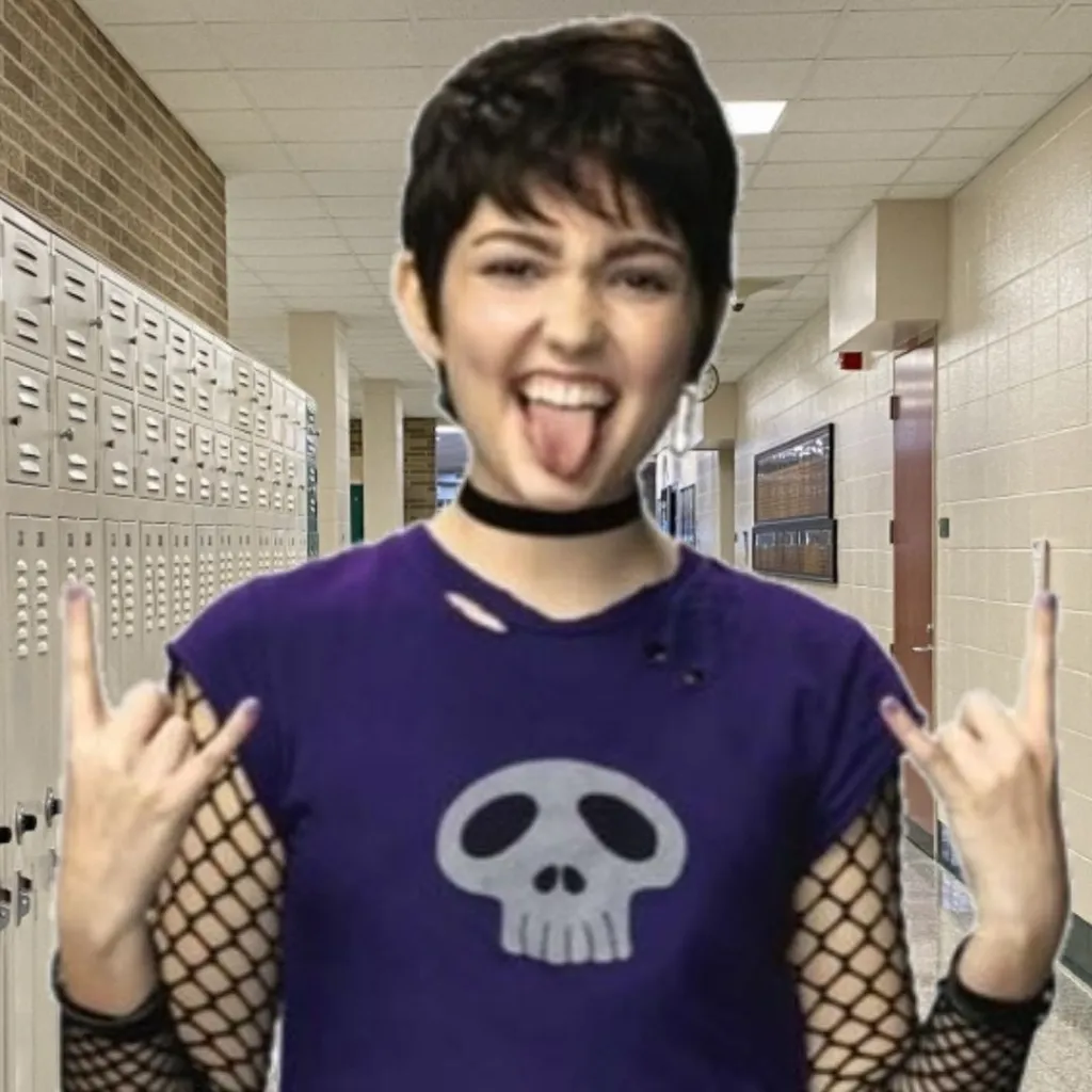 chat with ai character: Luna Loud