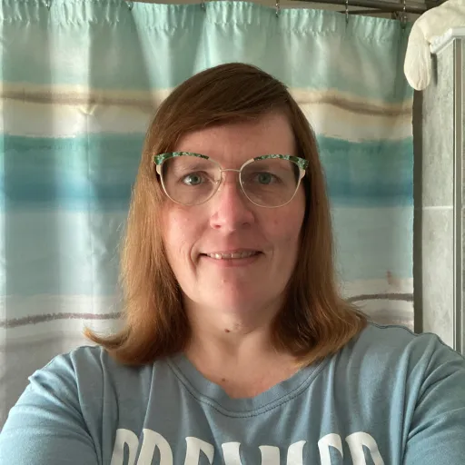 creator Julie Leigh's avatar