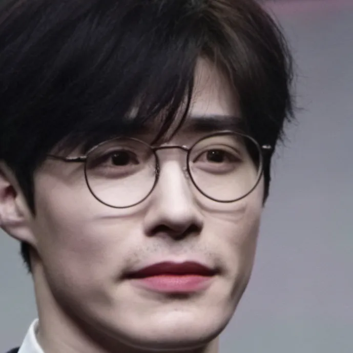 chat with ai character: Brendan Daughtry