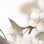 chat with ai character: ele