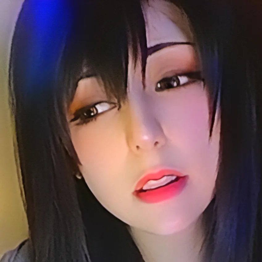 chat with ai character: Akira