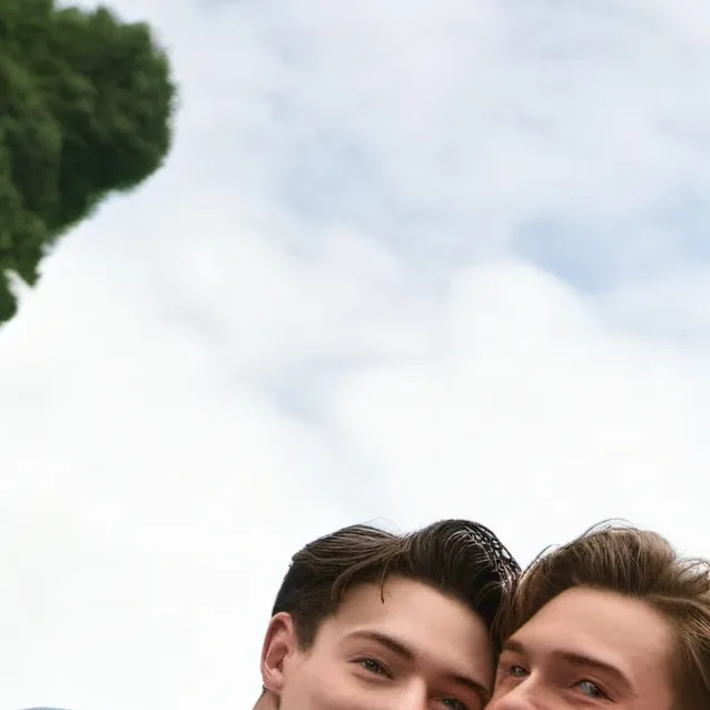 chat with ai character: nick & charlie