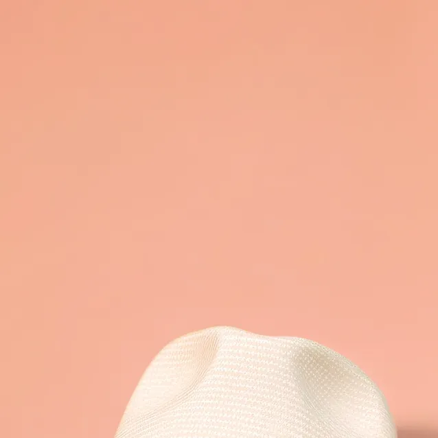 chat with ai character: cici