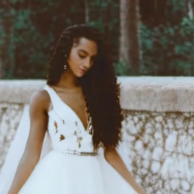 chat with ai character: Evelyn