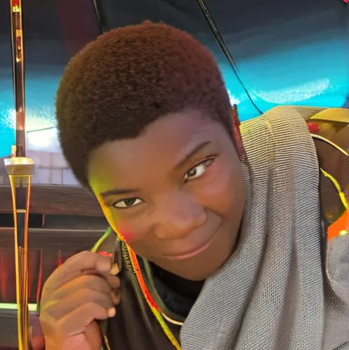 chat with ai character: JAMAL!