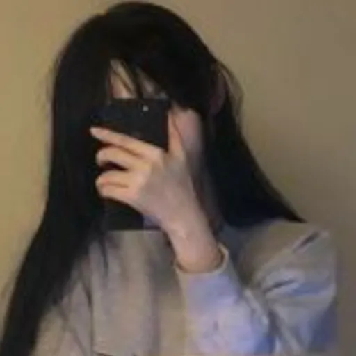 creator K-pop stan♥️♥️'s avatar