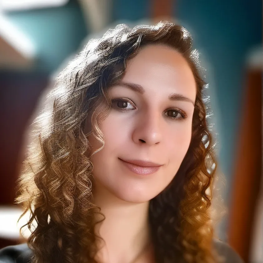 chat with ai character: Luna