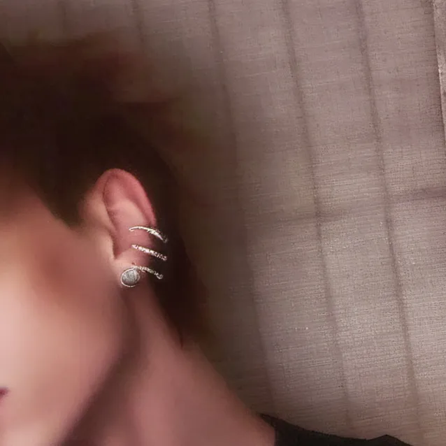 chat with ai character: Jayy taylor