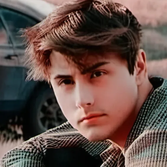 chat with ai character: Colby Brock 