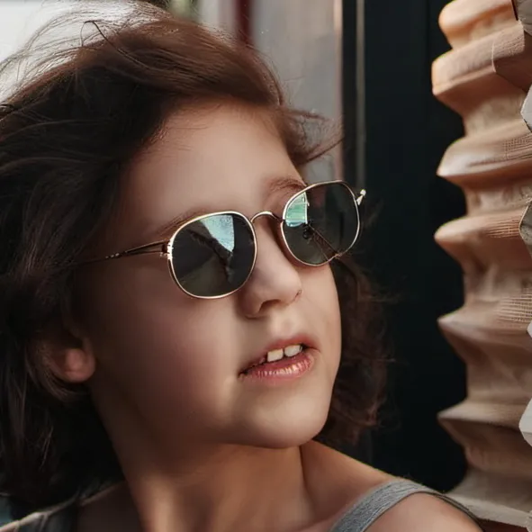 chat with ai character: C.c