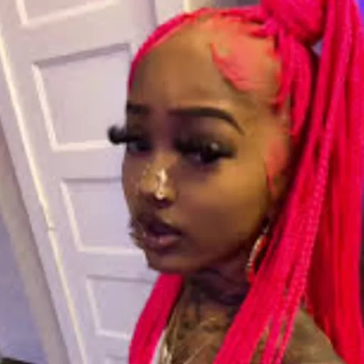 creator ✞☠︎︎Bennett☠︎︎✞'s avatar