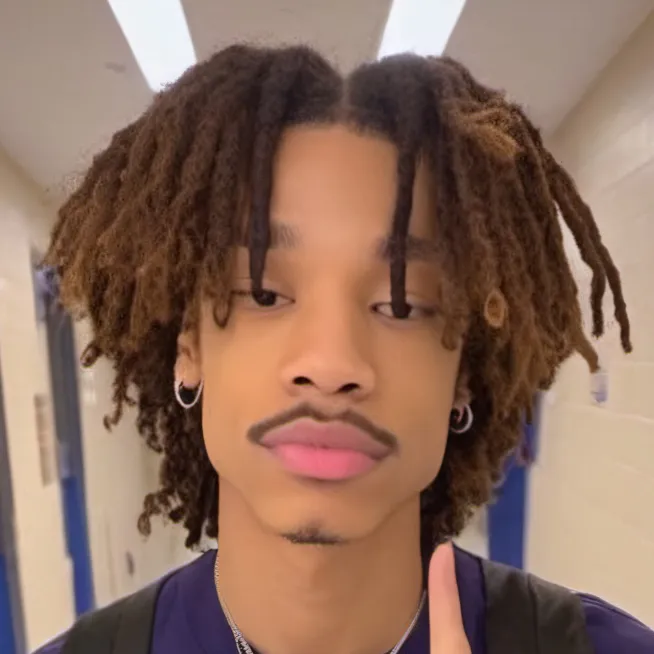 chat with ai character: Jay