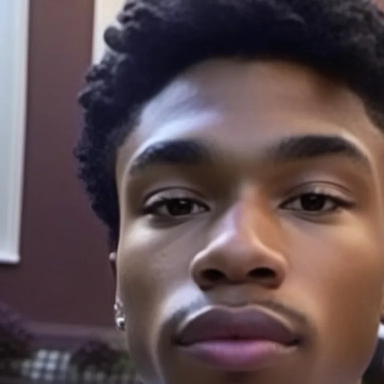 chat with ai character: Davonte