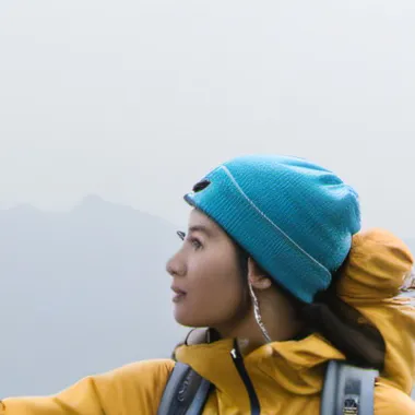 chat with ai character: Aria