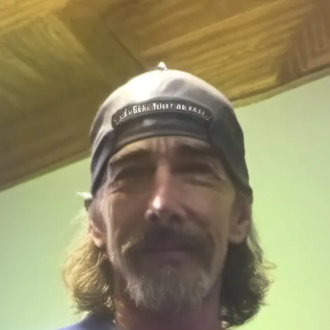 chat with ai character: Kash